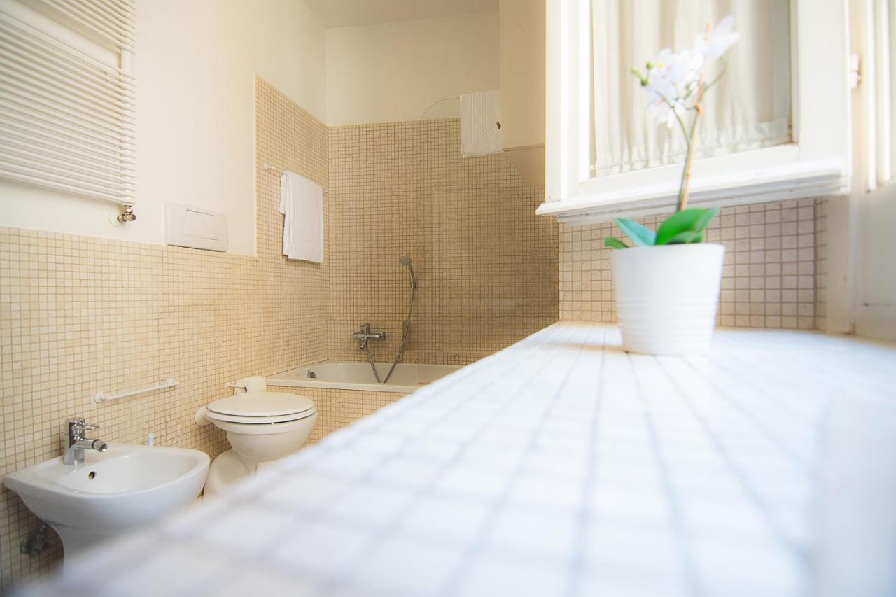 Triton Place روما المظهر الخارجي الصورة