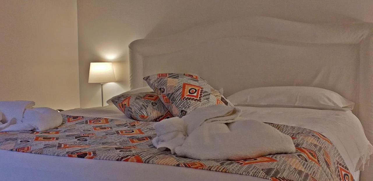 Triton Place روما المظهر الخارجي الصورة